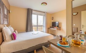 Zenitude Hôtel-Résidences Magny-les-Hameaux